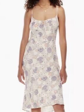 Aritiza Wilfred Bellow Midi Dress